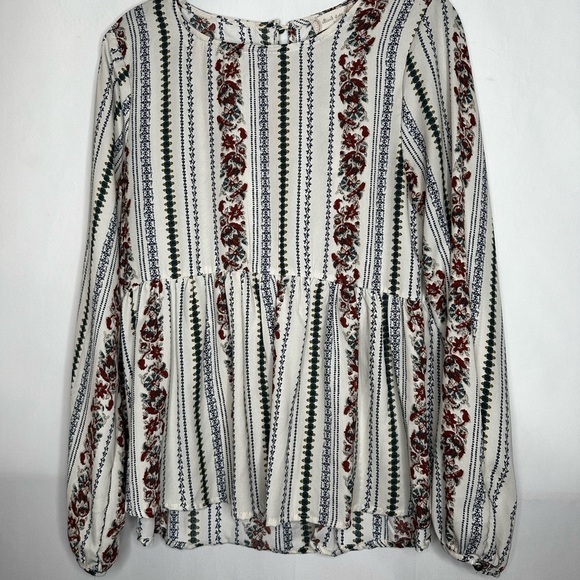 Altar’d State Blouse - Picture 2 of 7